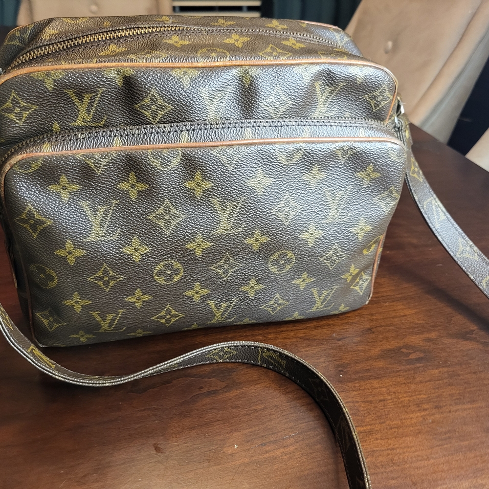 Vintage Louis Vuitton Nile Messenger (Preloved) Unisex
